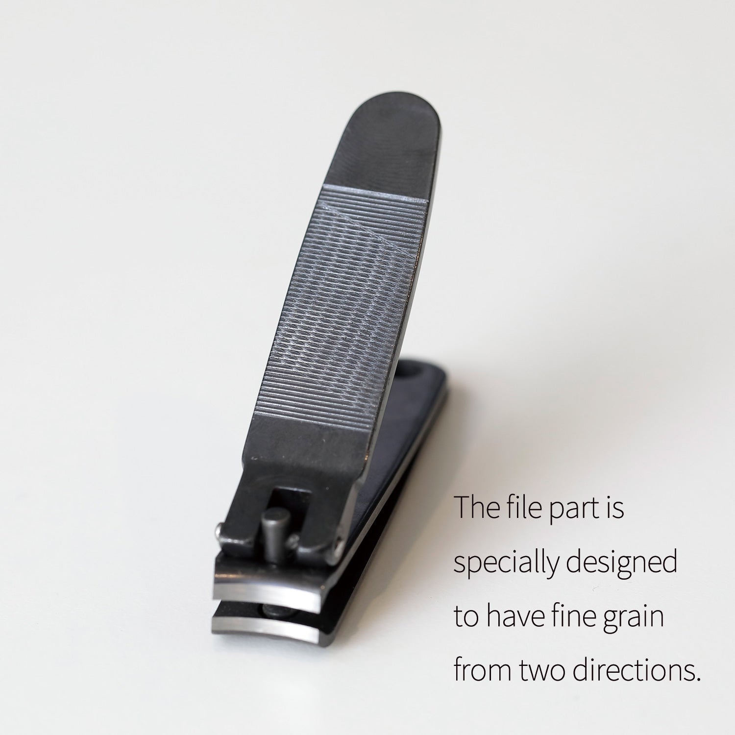Nail clippers | Keyboard / Cat and keyboard / Sheet music – MUSIC
