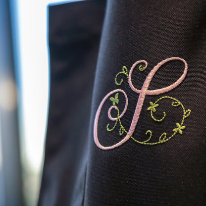 【名入れ加工】 マイイニシャルレッスンバッグ 鍵盤/ト音記号 ※お好きなイニシャルを刺繍