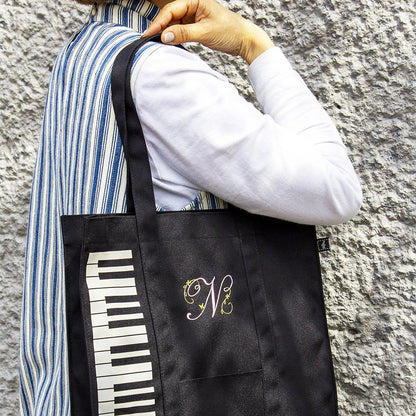 【名入れ加工】 マイイニシャルレッスンバッグ 鍵盤/ト音記号 ※お好きなイニシャルを刺繍