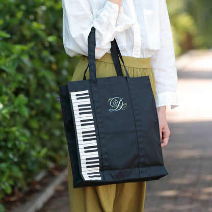 【名入れ加工】 マイイニシャルレッスンバッグ 鍵盤/ト音記号 ※お好きなイニシャルを刺繍