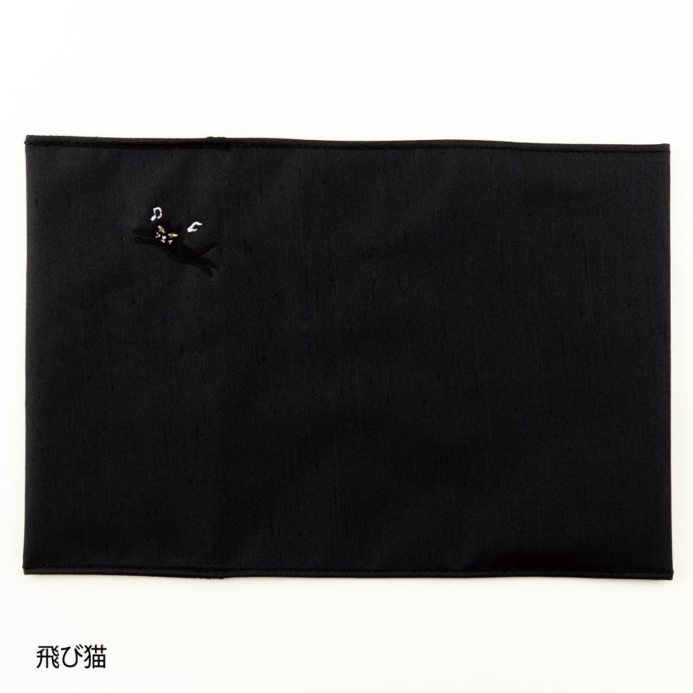 繻子（しゅす）織りブックカバー　［鍵盤/飛び猫/立ち猫/ト音記号/ヘ音記号］