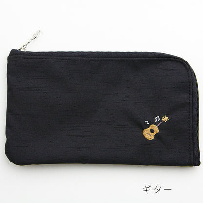 エンブロイダリー（刺繍）マルチポーチ