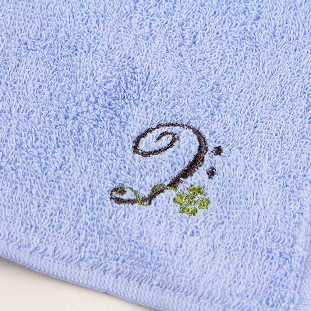 エンブロイダリー（刺繍）ハンカチタオル