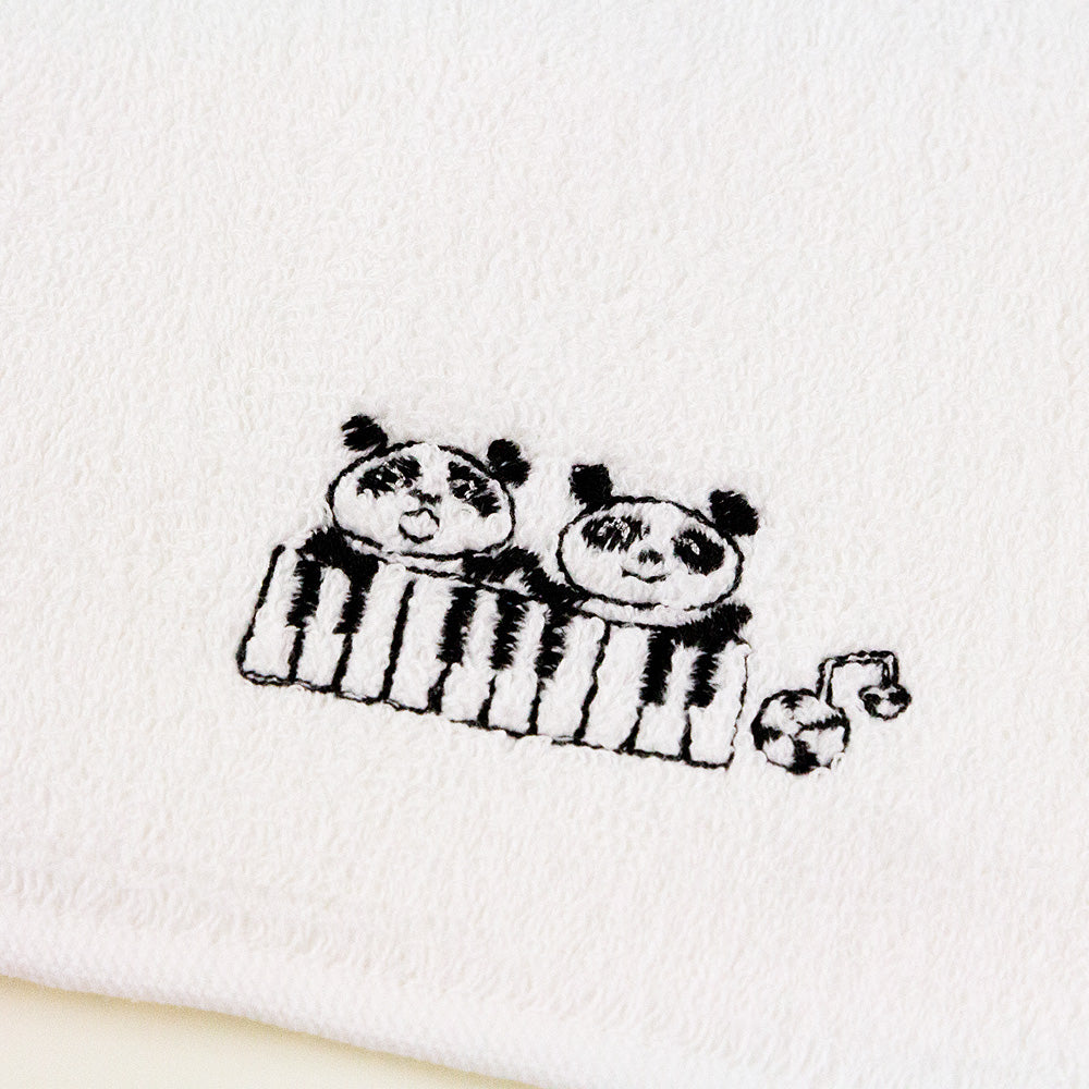 エンブロイダリー（刺繍）ハンカチタオル